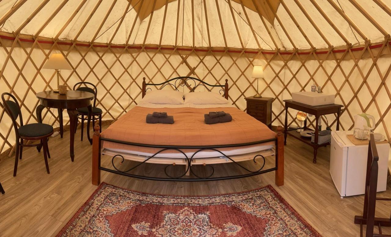 Oeko Kemping Es Glamping Tiszadada Экстерьер фото